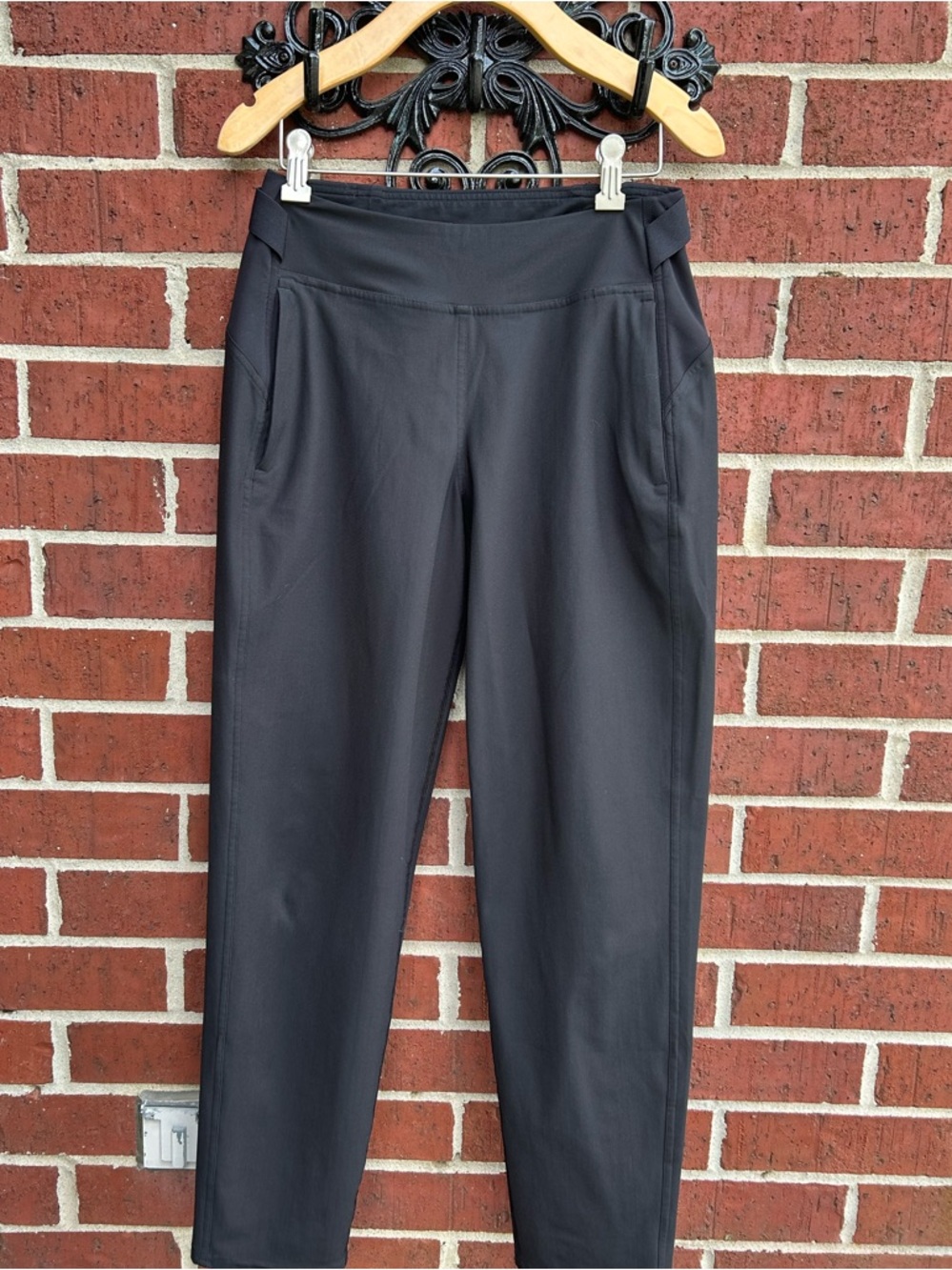 Lululemon Ladies Golf Pants